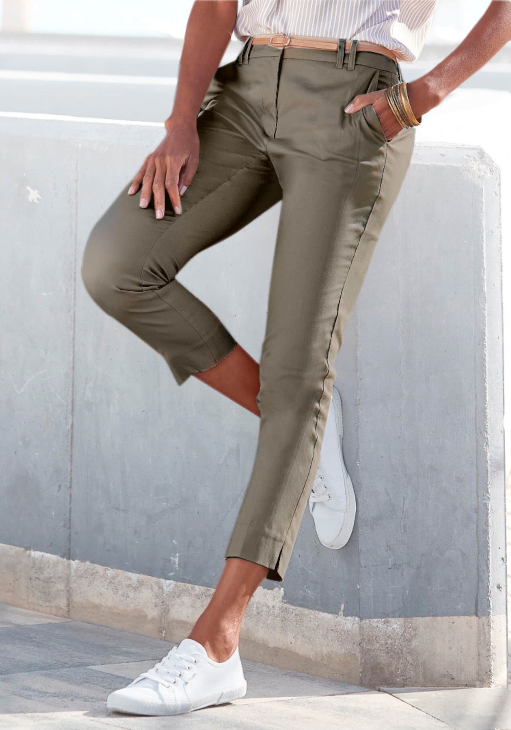 chino-hose-damen-345ogh-1.jpg